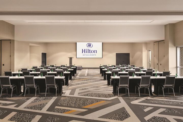 Hilton Knoxville Airport