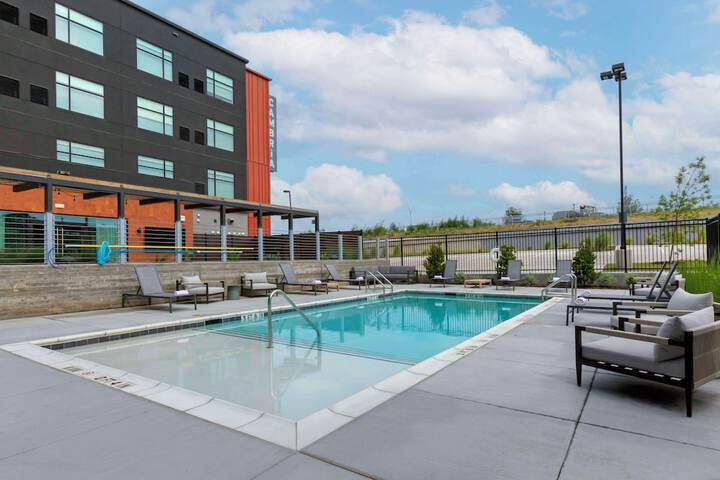 Pool 5 of 75