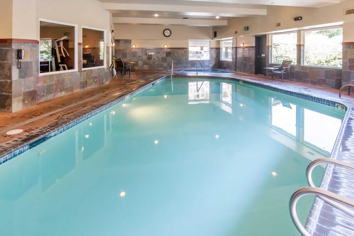 Comfort Inn & Suites Lincoln City