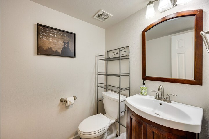 Colorado Vacation Rental w / Private Hot Tub