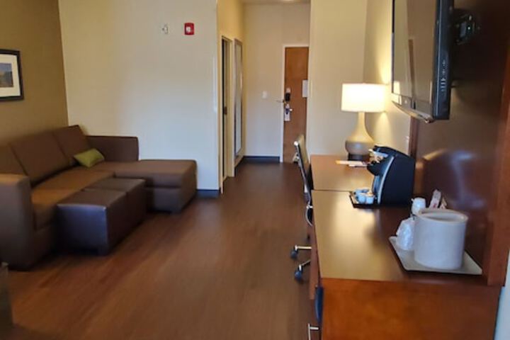 Comfort Suites Helena Airport