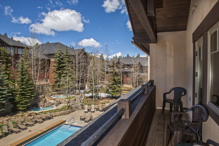 Grand Timber Lodge