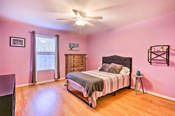 Private Mountain Home Near Shenandoah River!