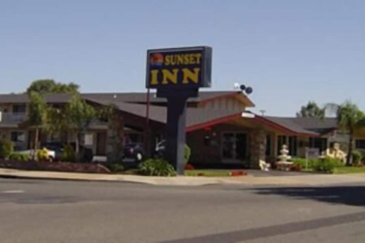 Sunset Inn Lake Oroville