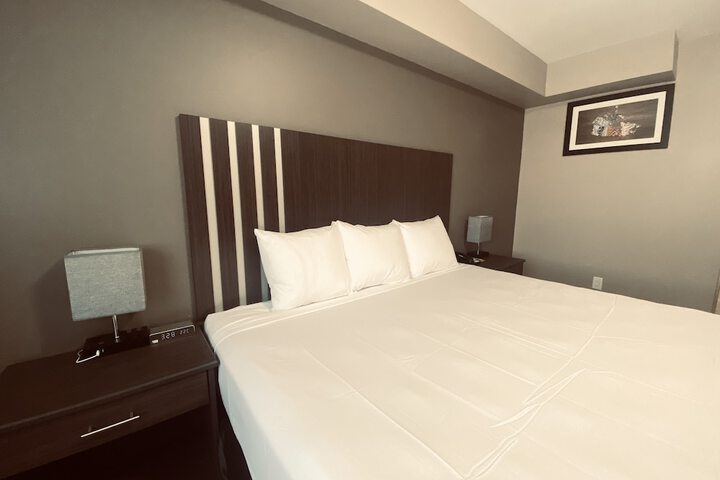 Room 30 of 50