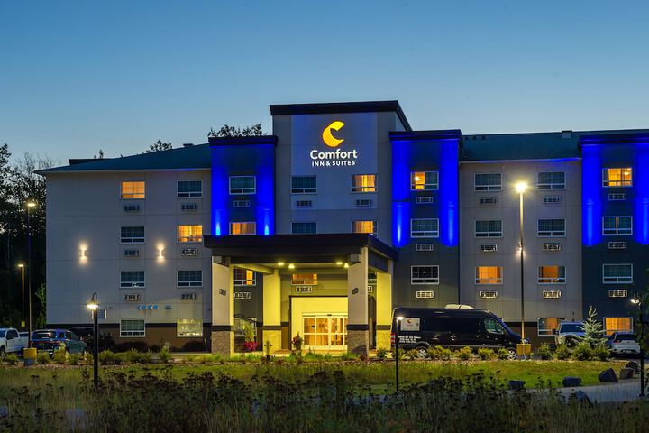 Comfort Inn & Suites