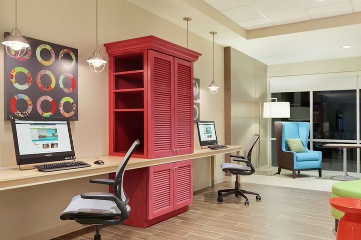 Business Center 31 of 31