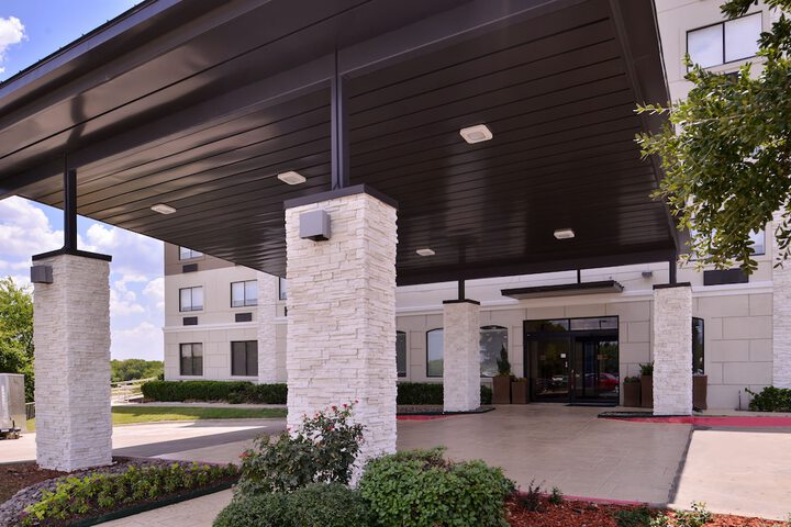 Hotel 6 of 54