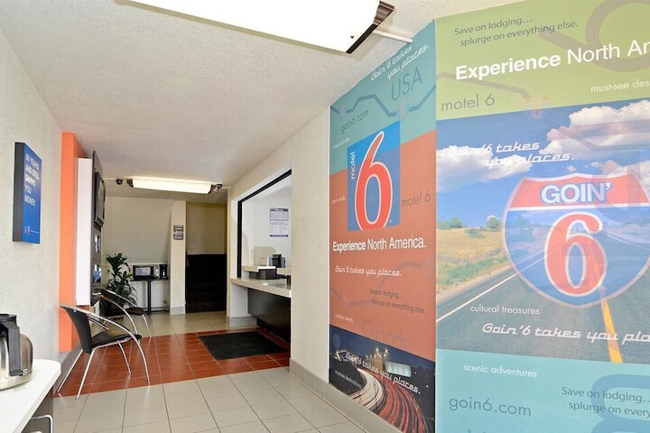 Motel 6 South Haven KS