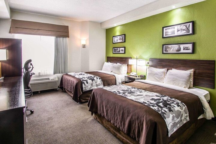Room 14 of 42