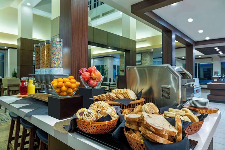 Breakfast/Coffee Service 72 of 82