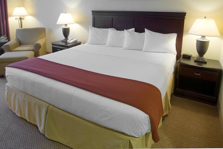 Room 44 of 58