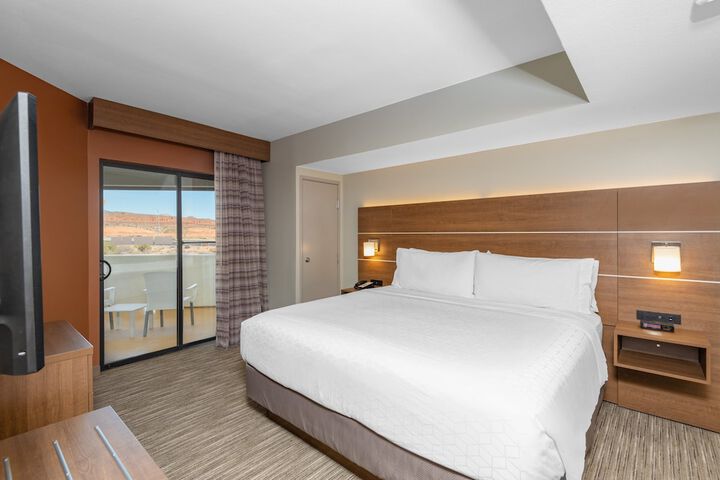 Holiday Inn Express & Suites St. George North - Zion by IHG