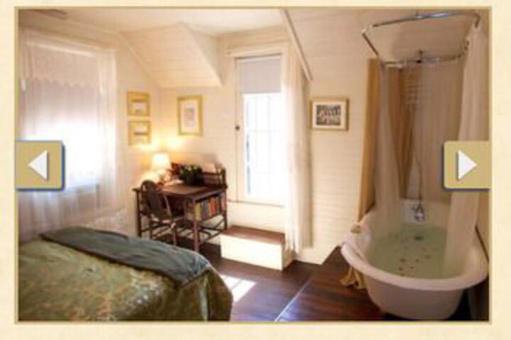 Spicer Castle Inn & Restaurant