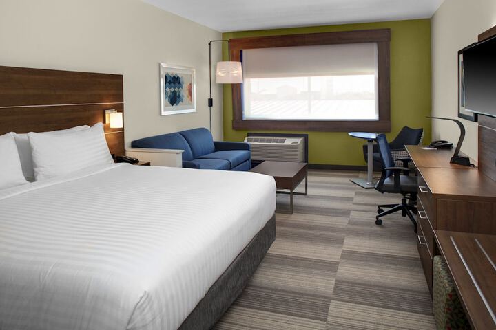 Room 15 of 29