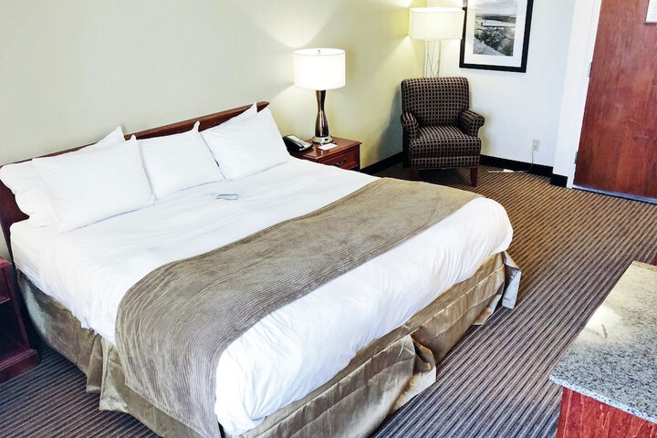 Radisson Hotel Bismarck