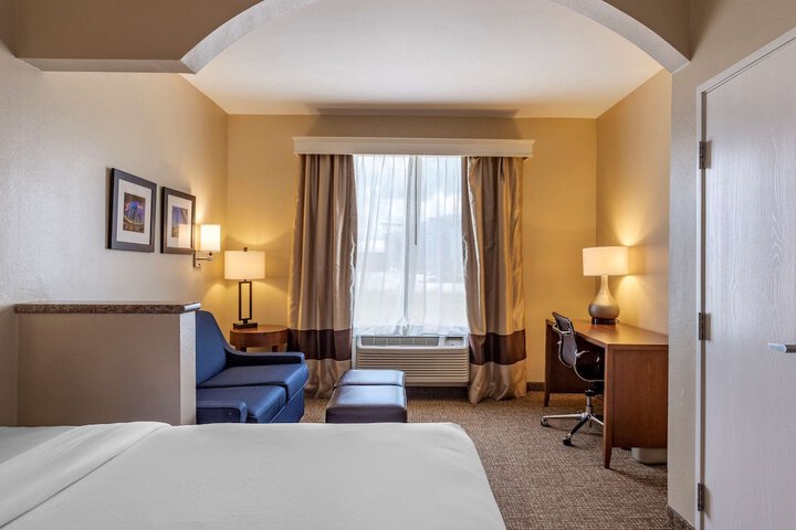 Room 7 of 31