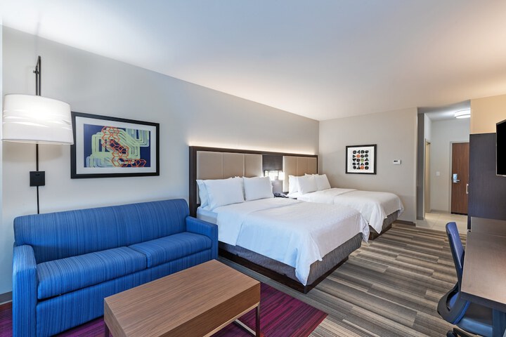 Room 16 of 35