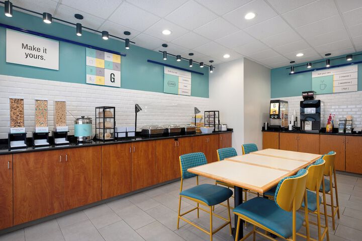 Garner Hotel Evansville East by IHG