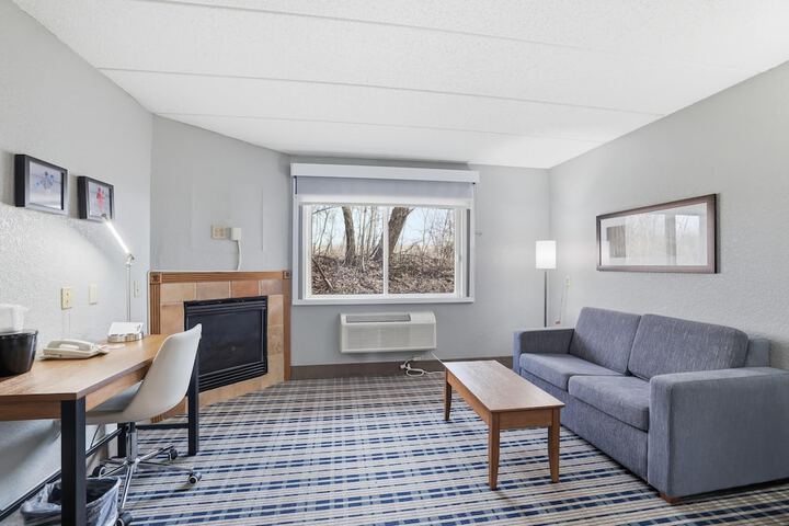 AmericInn by Wyndham White Bear Lake St. Paul