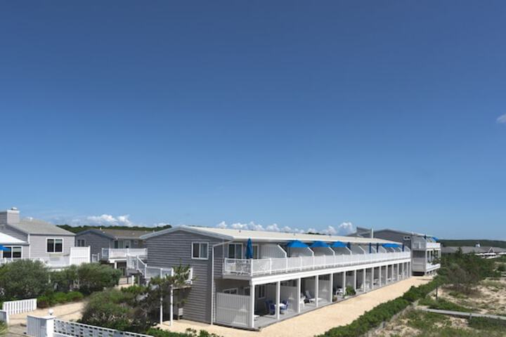 Sea Crest Resort