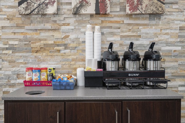 Breakfast/Coffee Service 27 of 32