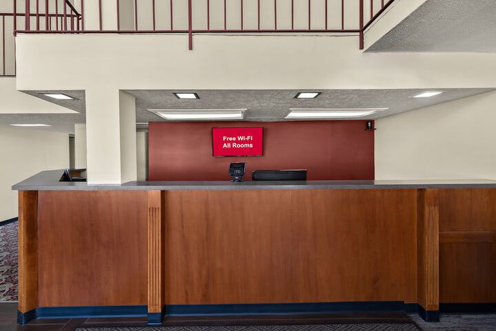 Red Roof Inn & Suites Cave City