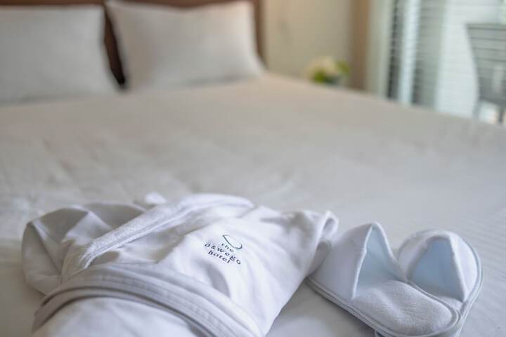 The Oswego Hotel