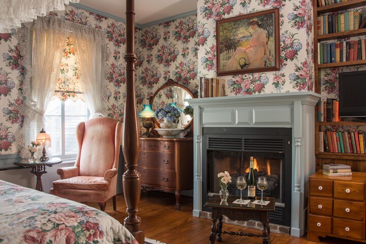 Room 21 of 27