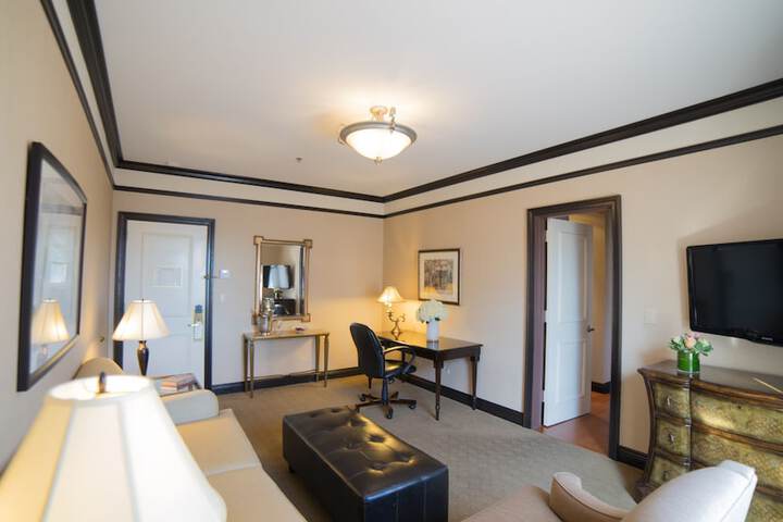 Room 11 of 42