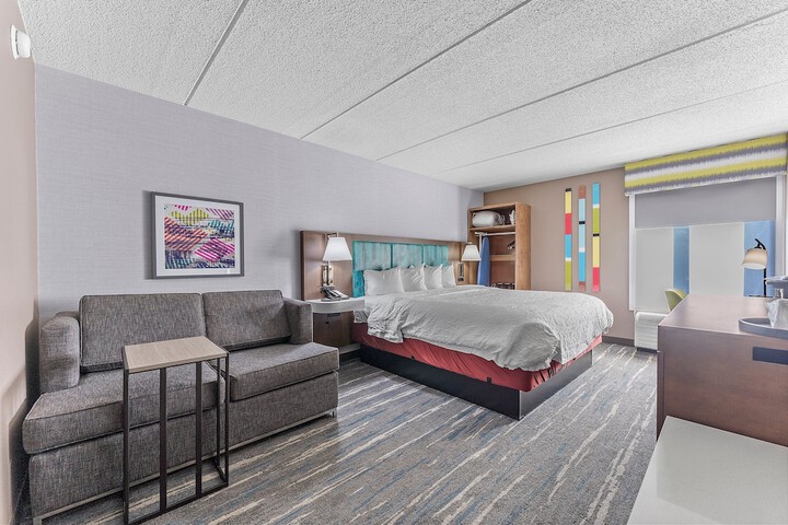 Room 11 of 35