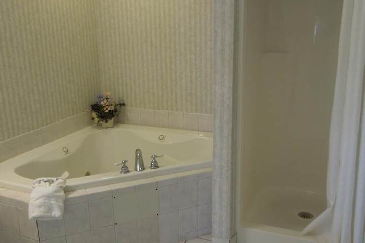 Room 16 of 26