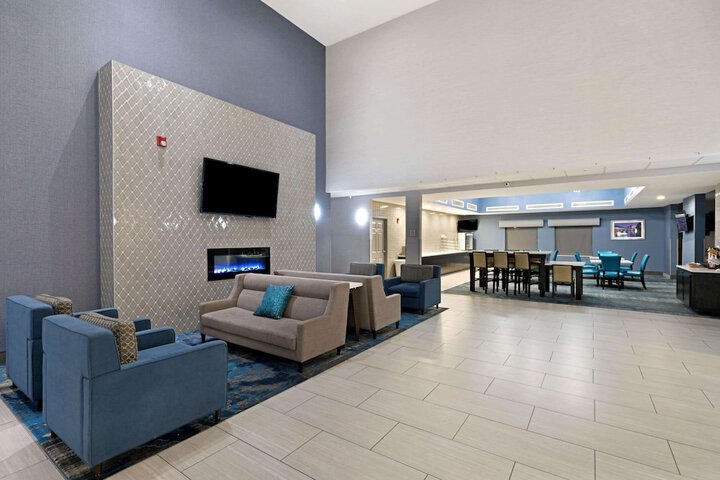 Hotel Interior 7 of 46