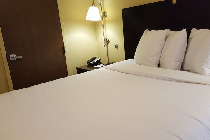 Room 19 of 27