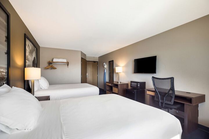Room 29 of 38