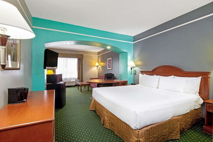 Room 20 of 59
