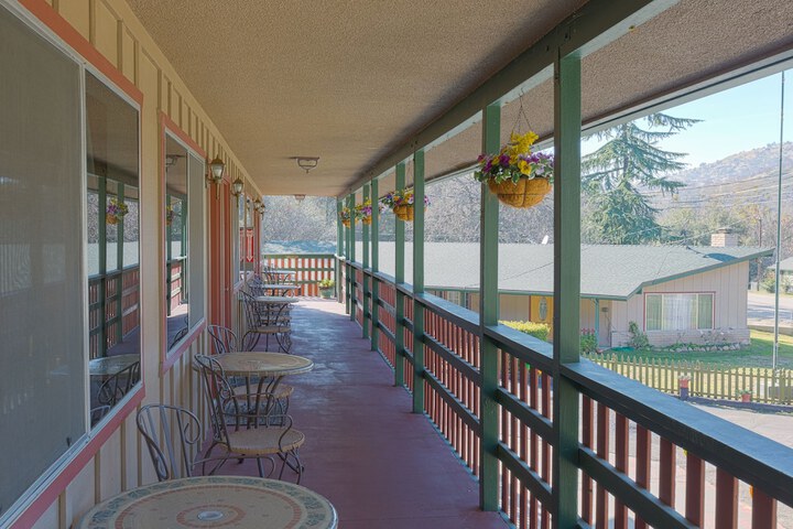 Terrace/Patio 38 of 52