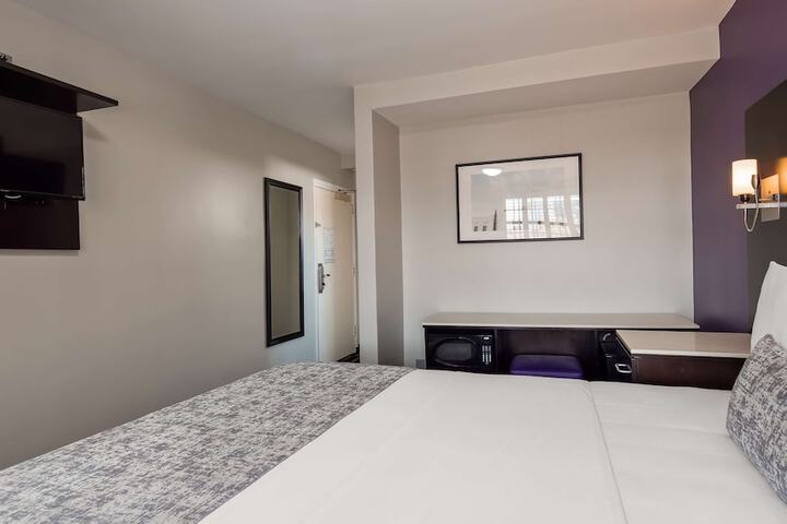 Room 19 of 25