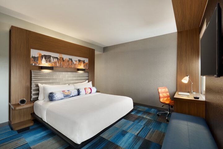 Room 9 of 23