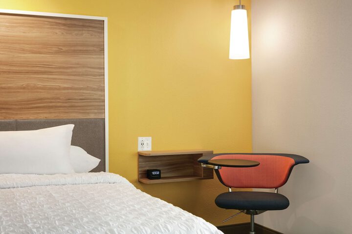 Room 14 of 50
