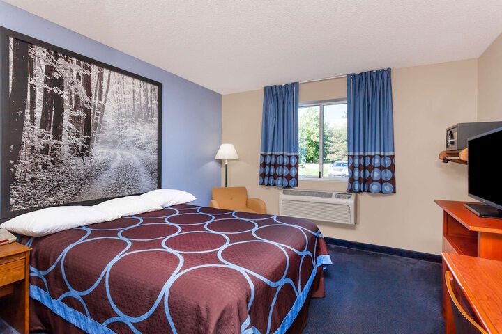 Room 22 of 36