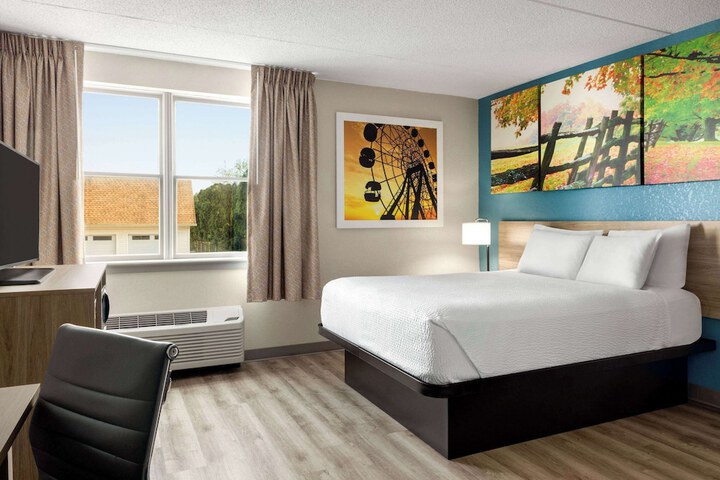 Days Inn by Wyndham Hershey
