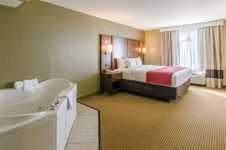 Room 19 of 28