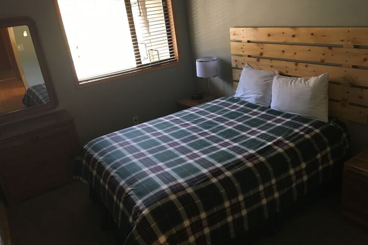 The Griz Inn