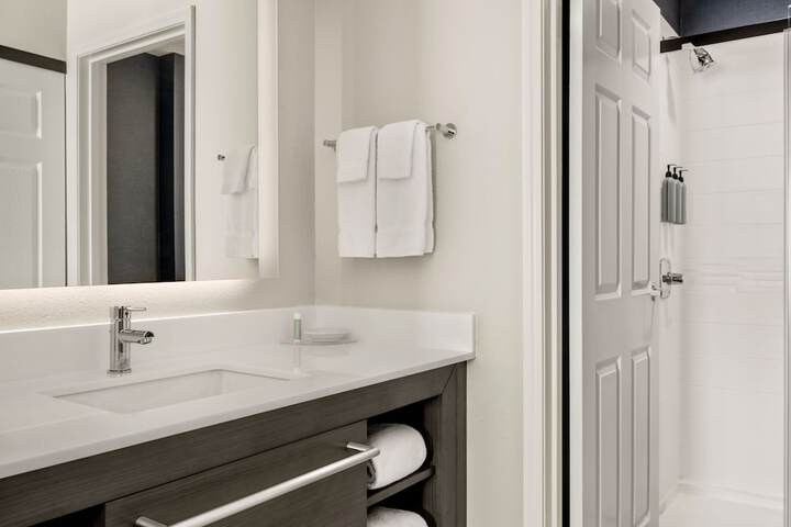 Room 20 of 26