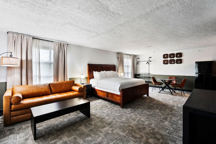 Tremont Lodge & Resort