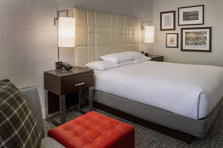 Room 25 of 107