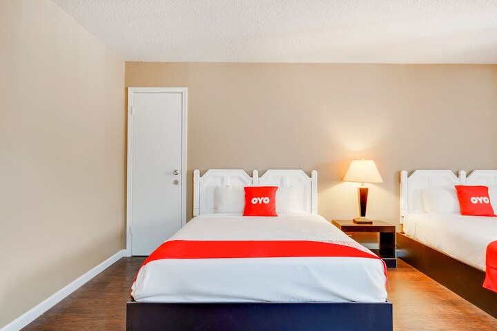 Room 12 of 20