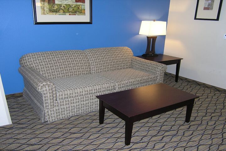 Room 13 of 23