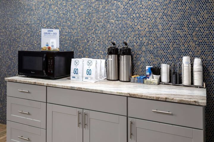Breakfast/Coffee Service 40 of 43
